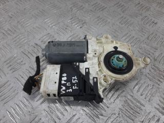 моторчик стеклоподъемника задний правый Volkswagen Passat B6 2009, 2.0 л., BLR, бензин, 6МКПП, универсал