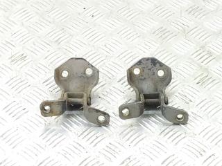 петля двери Mazda 323F BA 1995