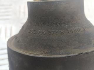 подушка крепления двигателя Audi A4 B5 1999, 1.6 л., i, 8D0199379S