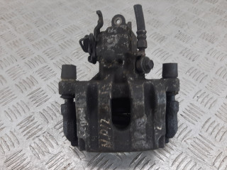 суппорт задний левый Nissan Primera P12 2004