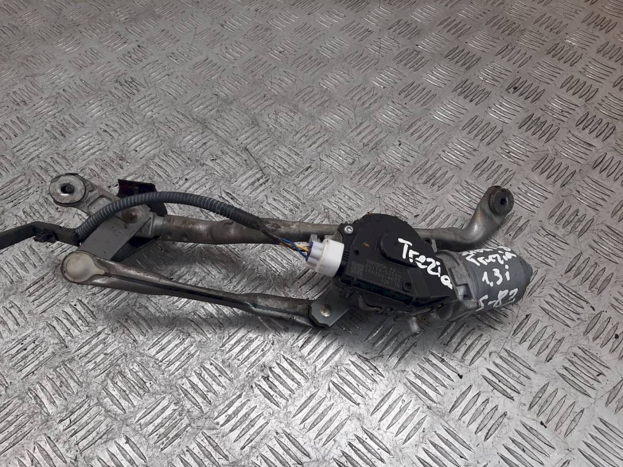 механизм стеклоочистителя (трапеция дворников) Subaru Trezia 1 поколение 2014, 85110-52580 - фото №1
