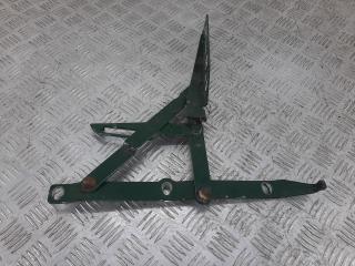 петля капота правая Mercedes-Benz Vito W638 2002, 2.3 л., OM 601.942, дизель, 5МКПП