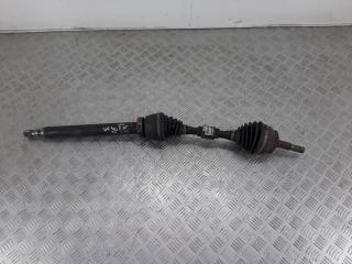 полуось передняя правая (приводной вал, ШРУС) Volvo V40 1 поколение 1999, 2.0 л., Ti