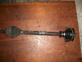 полуось передняя левая (приводной вал, ШРУС) Renault Laguna 1 поколение [рестайлинг] 1999, 1.9 л., DCi