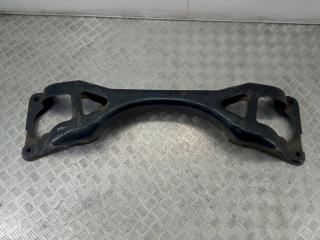 балка подвески задняя Volkswagen Touareg 1 поколение 2005, 3.0 л., TDi, 7L0512369B