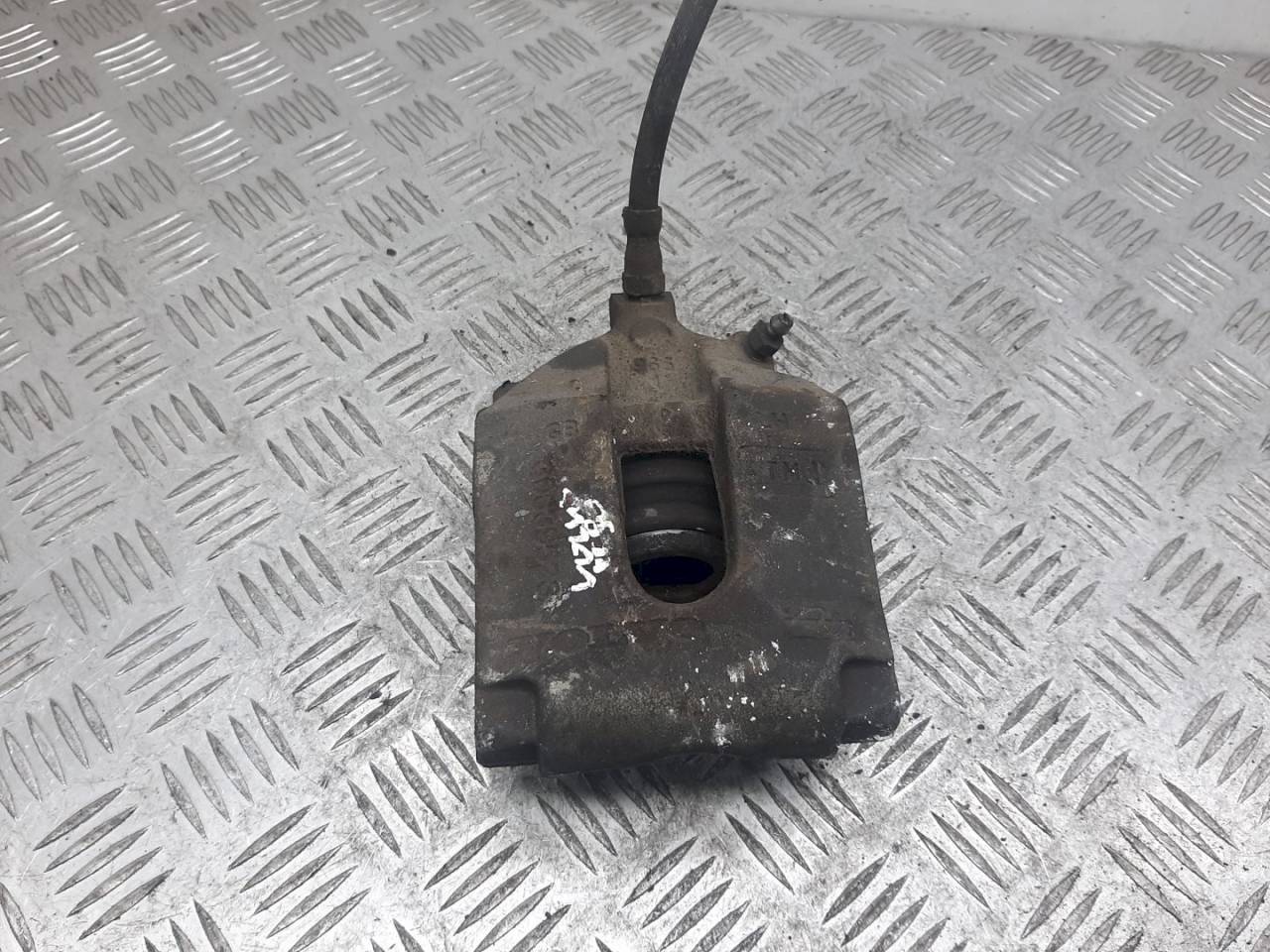 суппорт задний левый Volvo XC90 1 поколение 2006 - фото №1