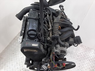 двигатель Audi A4 B5 1999, 1.6 л., AHL, бензин, AHL, 373586