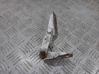 петля капота левая Mercedes-Benz Sprinter 1 поколение (W901-905) [рестайлинг] 2005, 2.2 л., OM 611.981, дизель, МКПП, 9017500351