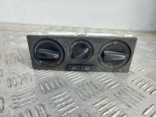 блок управления печки / климат-контроля Volkswagen Golf 4 поколение 1999, 1J0820045F