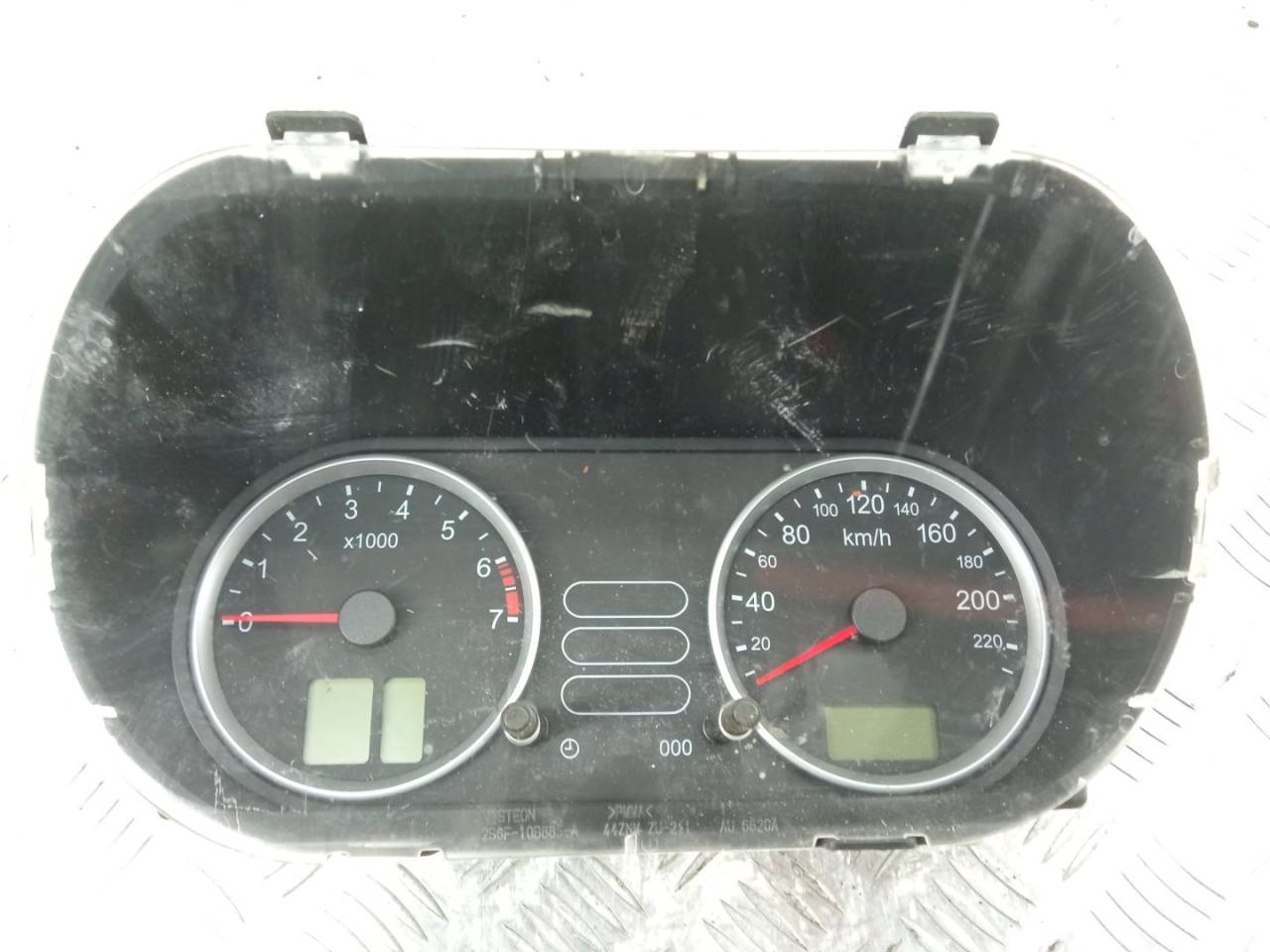 щиток приборов (приборная панель) Ford Fiesta 5 поколение 2005, 1.3 л., 2S6F-10A855-A - фото №1