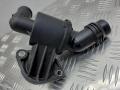 корпус термостата Audi A5 8T 2010, 2.0 л., TDi, 03L21111AD - фото №2