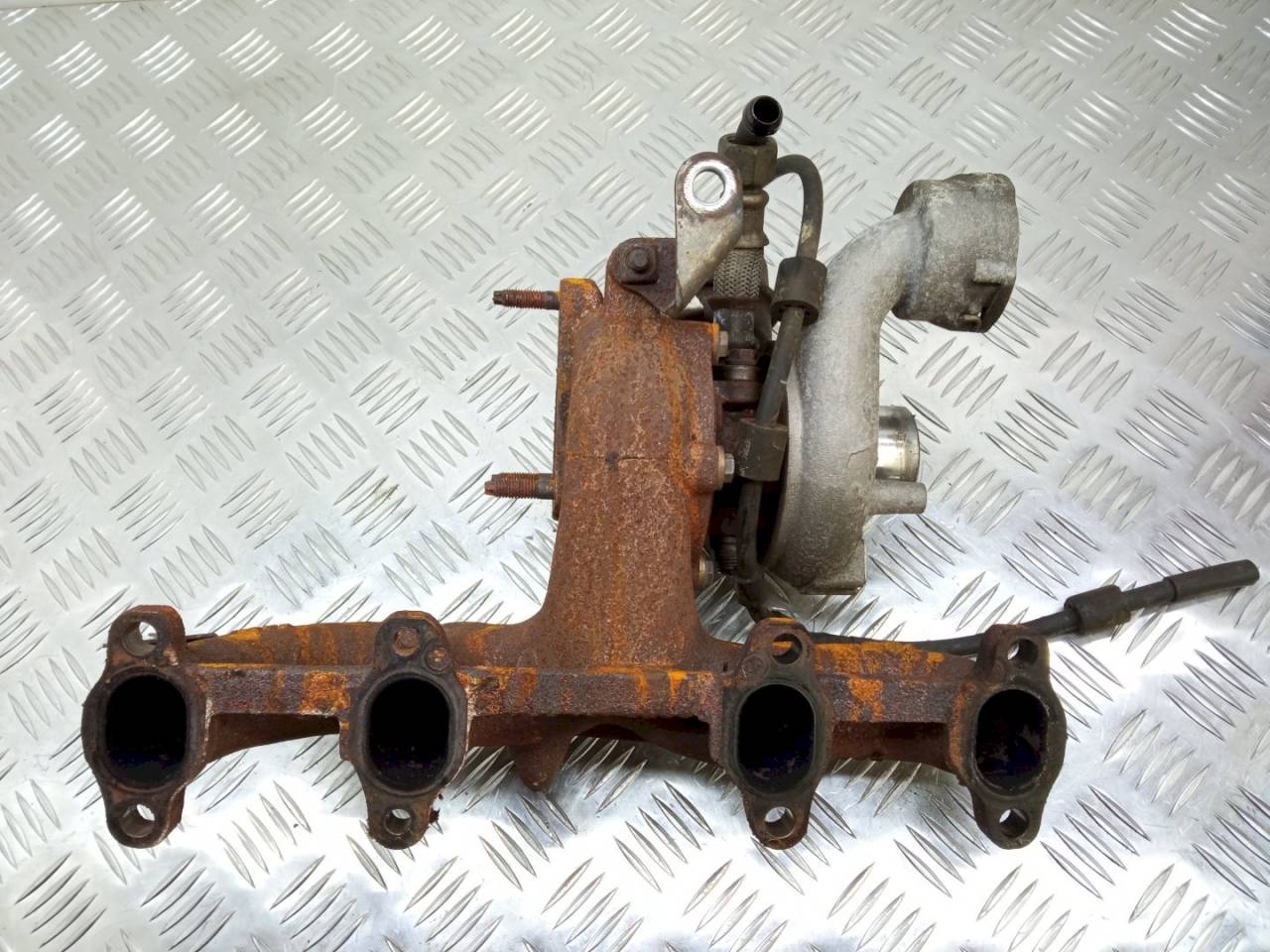 турбина Audi A3 8P 2003, 1.9 л., TDi, 038253014B - фото №1