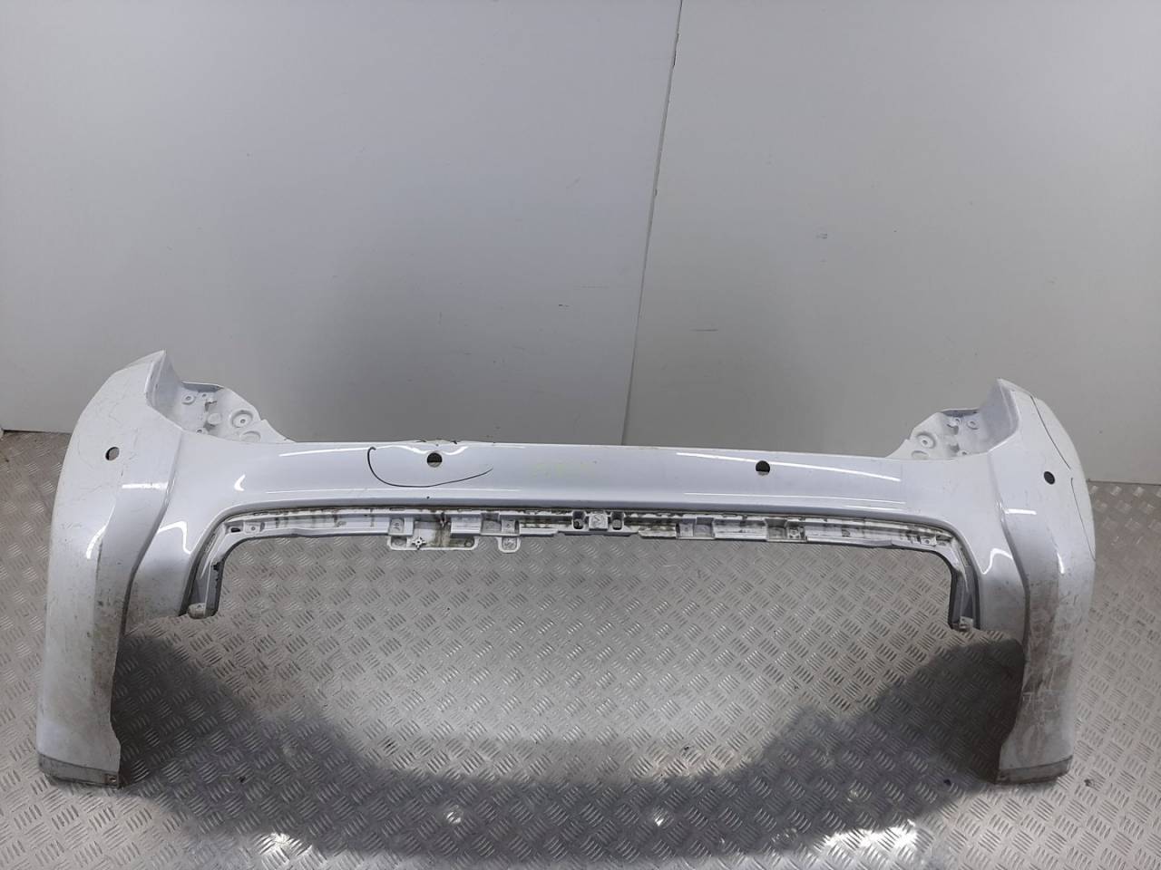 бампер задний Mitsubishi Pajero 4 поколение [2-й рестайлинг] 2019, 32001013008571700