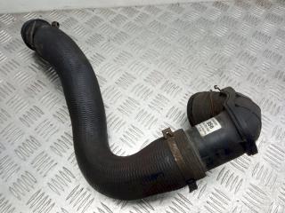 патрубок интеркулера Opel Astra K 2018, 1.6 л., 13345556