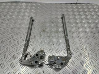 петля капота Mercedes-Benz E-Класс W210/S210 [рестайлинг] 2001