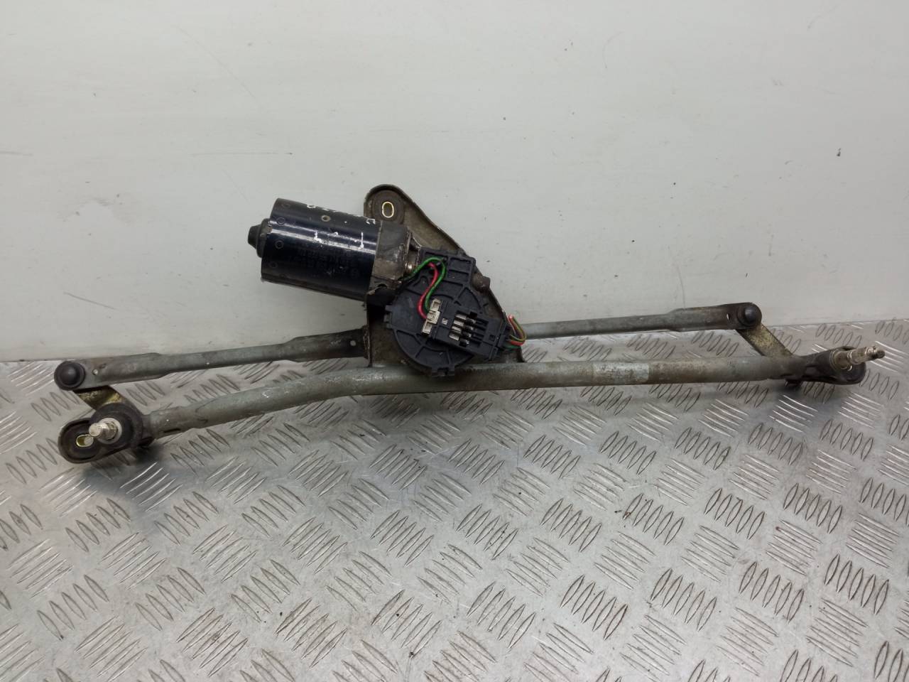 механизм стеклоочистителя (трапеция дворников) Rover 75 1 поколение 2003, 2.0 л., 204D2, дизель, МКПП, 0390241355 - фото №1