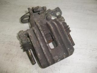 суппорт задний правый Volkswagen Passat B5 2001