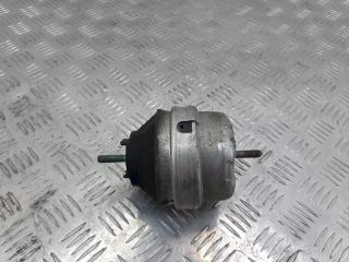 подушка крепления двигателя Volkswagen Passat B5 2000, 1.8 л., i, бензин, -