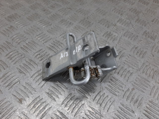 петля двери Audi A8 D2/4D [рестайлинг] 2001, 3.3 л., AKF, дизель, АКПП