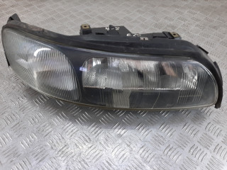 фара правая Volvo V70 2 поколение 2002, 2.4 л., B 5244 S2, бензин
