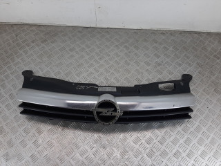 решетка радиатора Opel Astra H 2006, 1.6 л., Z 16 XEP, бензин, МКПП