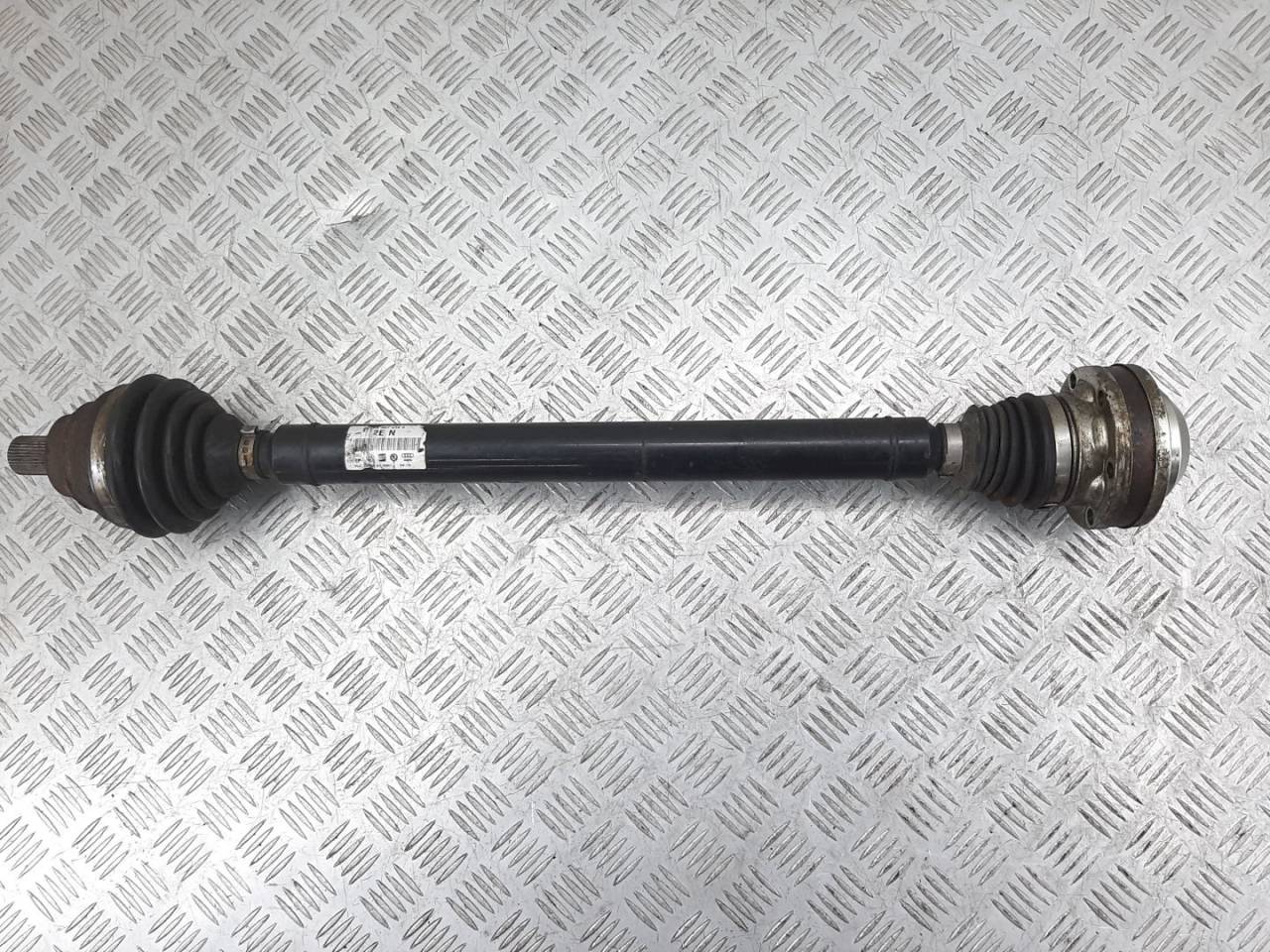 полуось передняя правая (приводной вал, ШРУС) Volkswagen Caddy 3 поколение 2007, 1.9 л., TDi, 2K0407272E - фото №1