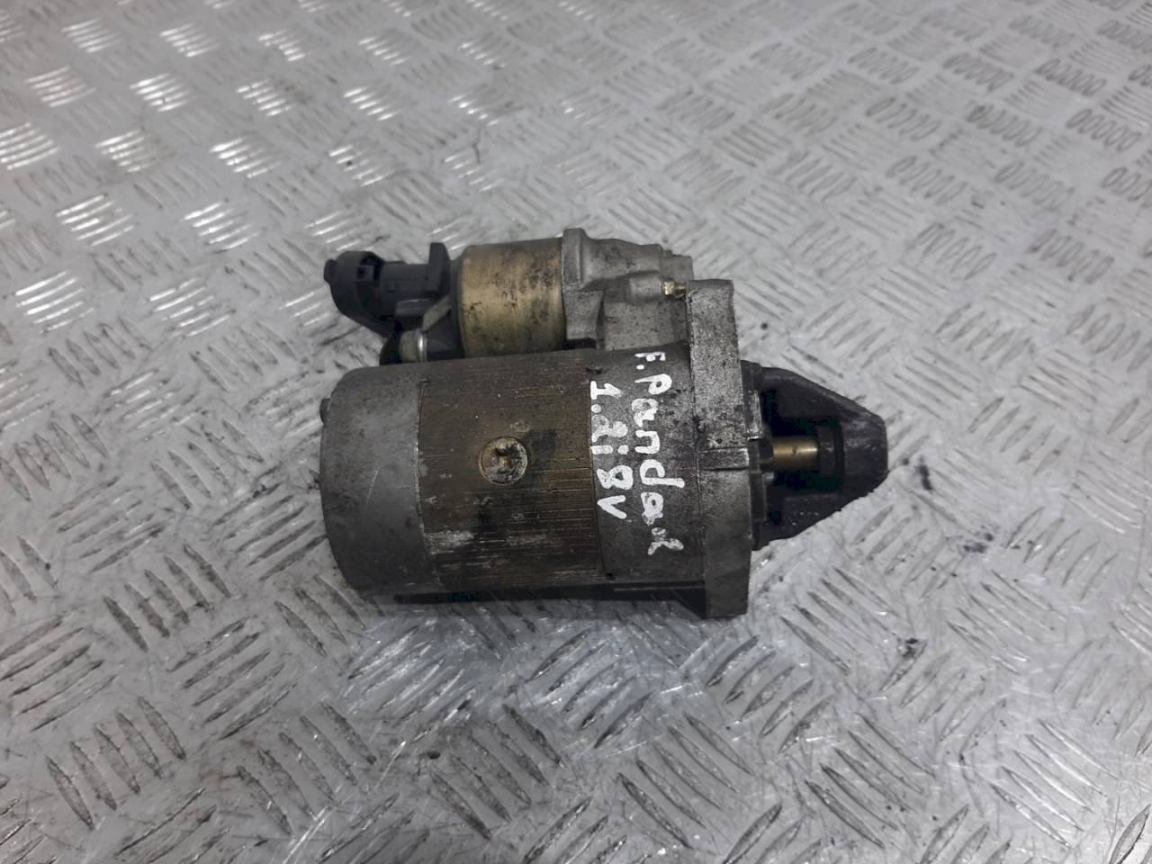 стартер Fiat Panda 2 поколение 2008, 1.2 л., i, бензин, -, 63101018 - фото №1