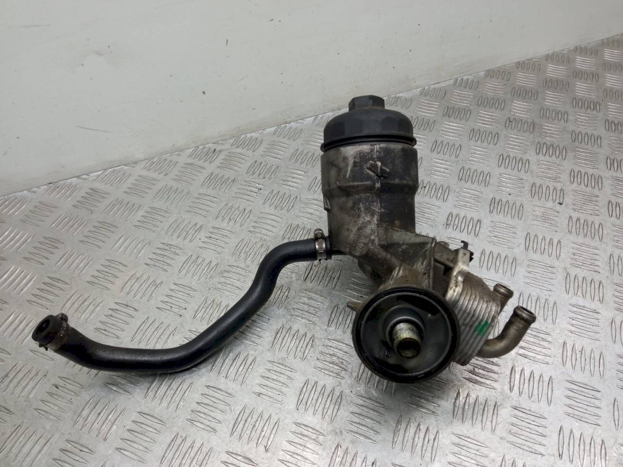 теплообменник масляного фильтра Opel Astra G 2002, 1.7 л., DTi, 8872220854 - фото №1