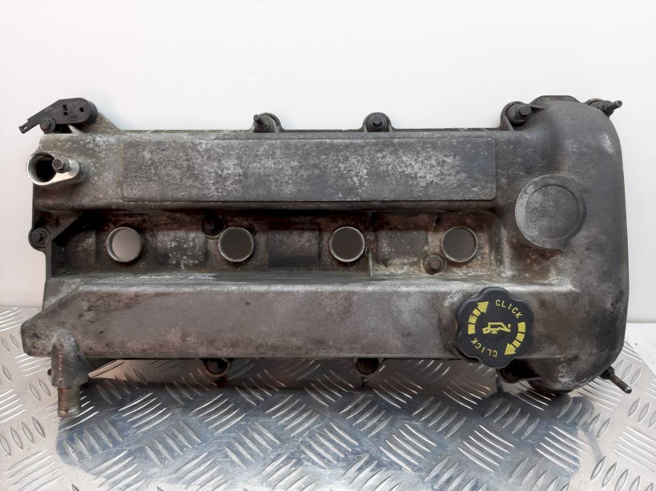 клапанная крышка Ford Mondeo 2 поколение 1998, L309LF04102212 - фото №1