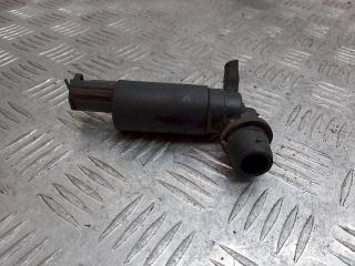 насос (моторчик) омывателя стекла Honda Civic 7 поколение 2003