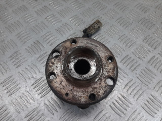 ступица передняя левая Opel Astra G 2003