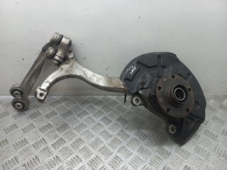 кулак поворотный правый Audi A4 B6 2005