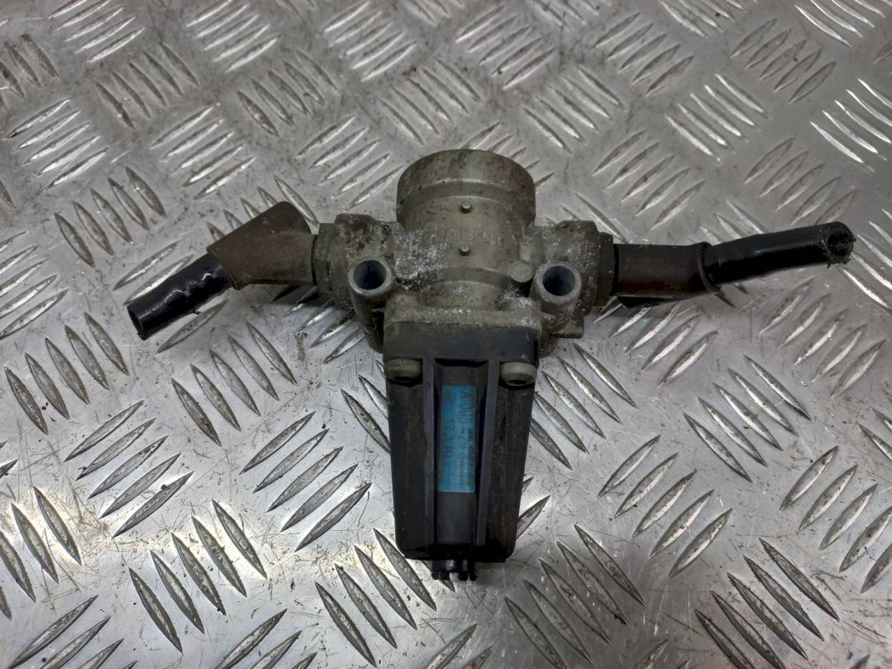 клапан ограничения давления Mercedes-Benz Vario W670 2004, 4.2 л., TD, A0054298444 - фото №1