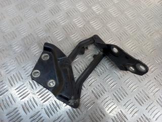 петля капота Volkswagen Touareg 1 поколение 2004, 7L6823301