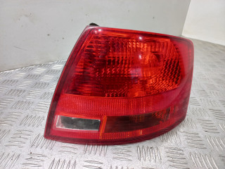 фонарь задний правый Audi A4 B7 2007, 8E9945096E