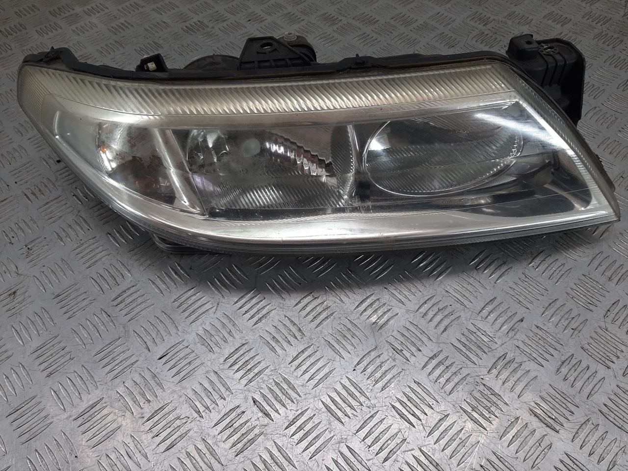 фара правая Renault Laguna 2 поколение 2005, 1.6 л., K4M 710, бензин, МКПП - фото №1