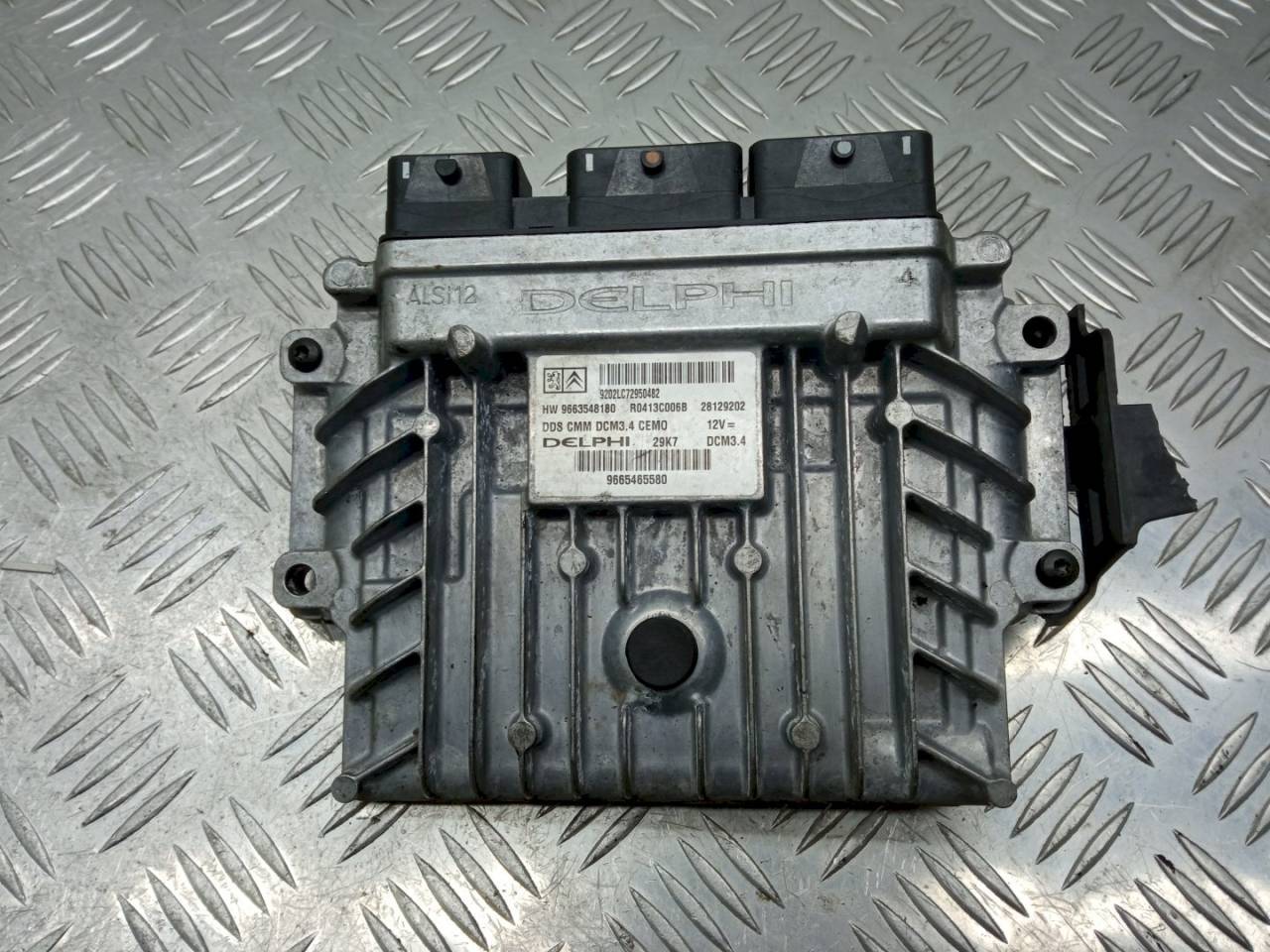 блок управления двигателем Peugeot 407 1 поколение 2007, 2.0 л., HDi, 9663548180 - фото №1