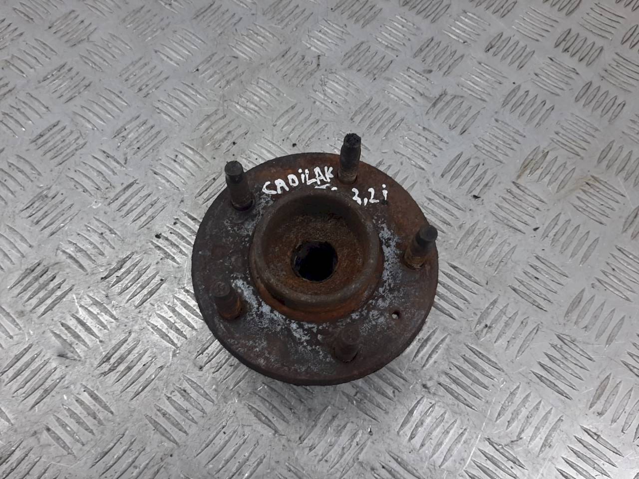 ступица передняя левая Cadillac CTS 1 поколение 2007, 2.3 л., i - фото №1