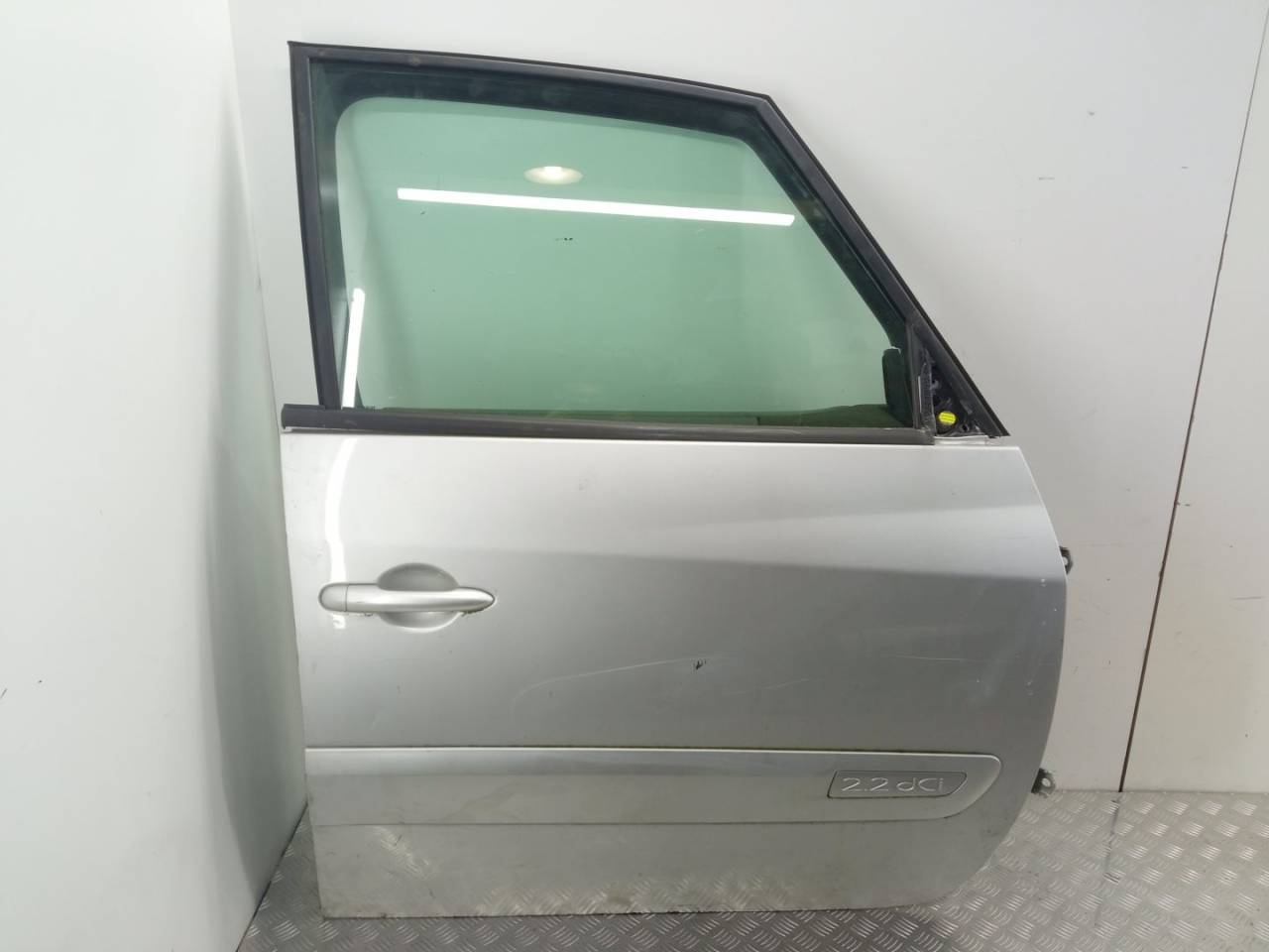дверь передняя правая Renault Espace 4 поколение 2005 - фото №1