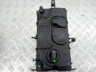 клапанная крышка Volkswagen Passat B6 2007, 2.0 л.