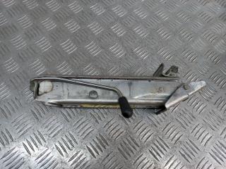 домкрат Volkswagen Polo 4 поколение 2005, 6Q0011031D