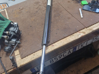 цилиндр подъёма кабины MAN TGX 1 поколение 2010