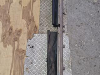 шторка двери MAN TGX 1 поколение 2008, 81637036049