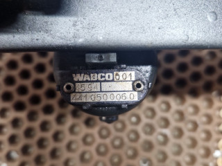 кран уровня подвески DAF 95 2 поколение (XF) 2002, 4410500060