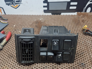 накладка на торпедо (консоль) Volvo FH 3 поколение 2008