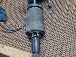 амортизатор кабины Volvo FH 2 поколение 2010, 617000361