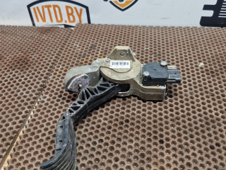 педаль DAF XF 105 1 поколение 2011, 1737503