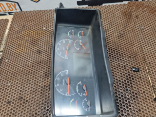 щиток приборов (приборная панель) Volvo FH 2 поколение 2008, 20428693