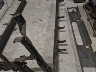 лонжерон левый Renault Magnum 4 поколение 2005