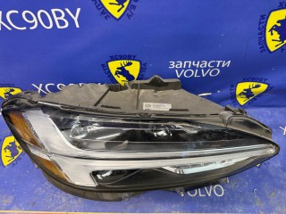 фара правая Volvo S90 2 поколение 2016, 31655147